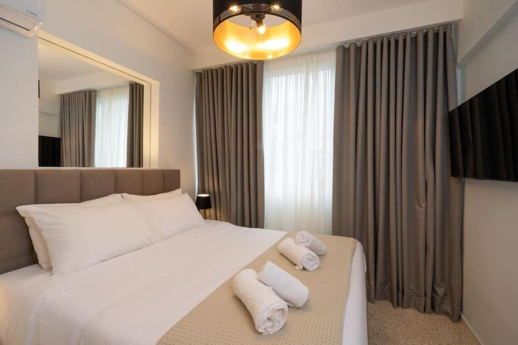 Dema Luxury Suites - Perikleous E6 Athens Exterior photo